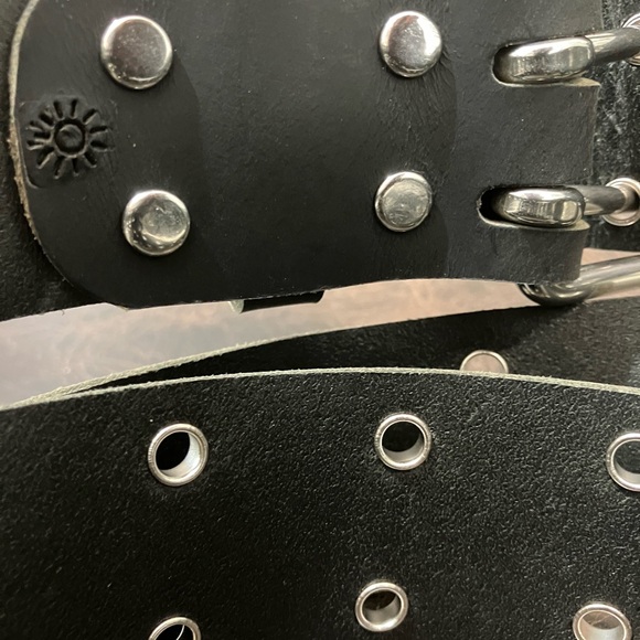 Full Grain Solid Buffalo Leather Double Hole Eyelet/Grommet Belt Silver - Picture 6 of 9